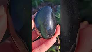 Obsidián duhový hmatka 70g