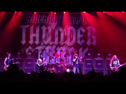 Thunderstruck: America's AC/DC Tribute - Hells Bells (Live from Oshkosh Arena)