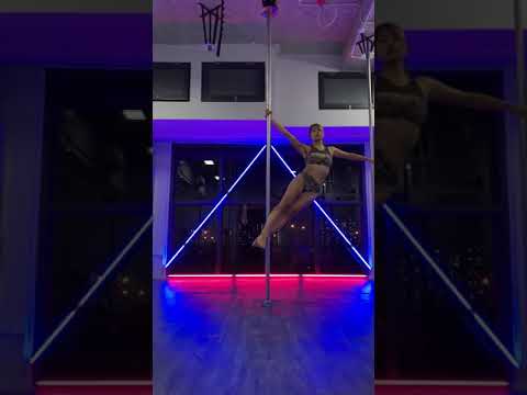 Mash Up of MicDrop by BTS and 7rings by Ariana Grande / PoleDance Vietnam