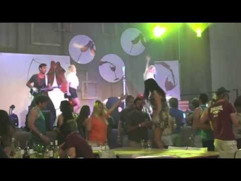 Elvis se Seun – Heuning By