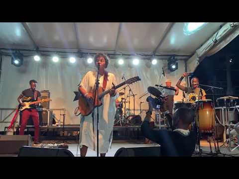 Maia & The Big Sky - PAWA (Live in Mozambique)
