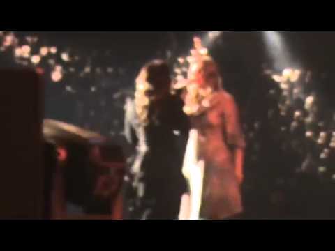 Nina Badric i Maya Sar - Korake ti znam  Sarajevo   Zetra