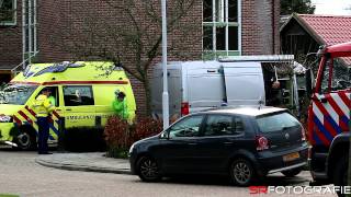 preview picture of video 'Woningen ontruimd na  verdacht pakketje in Sint annaparochie'
