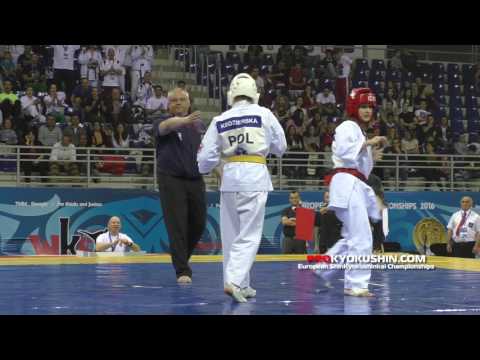 Juniors Final -50 Timea Berencsi (Hungary, aka) - Julia Kedzierska (Poland)