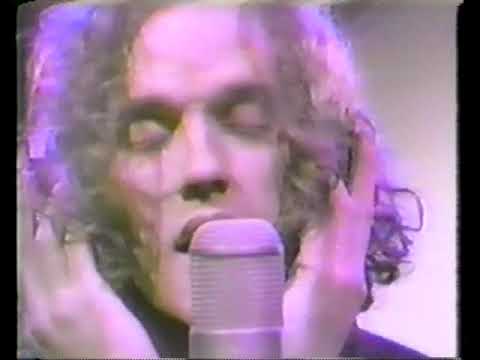 R.E.M. 1991-04 - 'Today Show' (Michael Stipe interview surrounding 'Out of Time' release)
