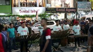 Download lagu Angklung Jogja Part 5 stasiun balapan#calung funk jogja mp3 Download lagu Angklung Jogja Part 5 stasiun balapan#calung funk jogja mp3