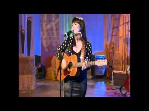Tami Neilson One Thing LIVE on Good Morning (HD)