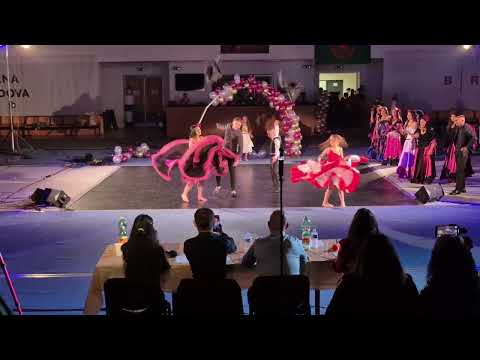 Taneční soubor Gitanne Praha vystoupení na soutěži Roma khelen Brno