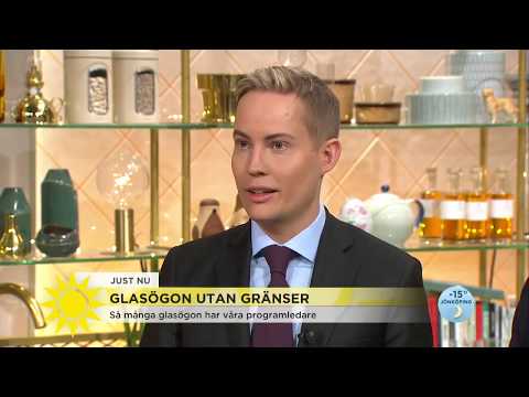 Nyhetsankaret: "Jag skänker mina glasögon, nån som vill ha?"  - Nyhetsmorgon (TV4)