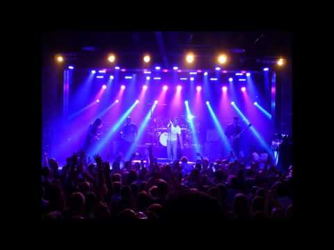 311 "Love Song" - (Setlist Debut) Live 2004