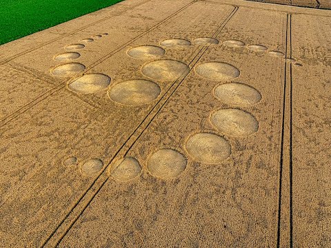 Tajemnicze kręgi w zbożu -  Nadarzyce 2020