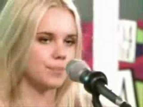 Cheyenne Kimball- Hanging On (Live)