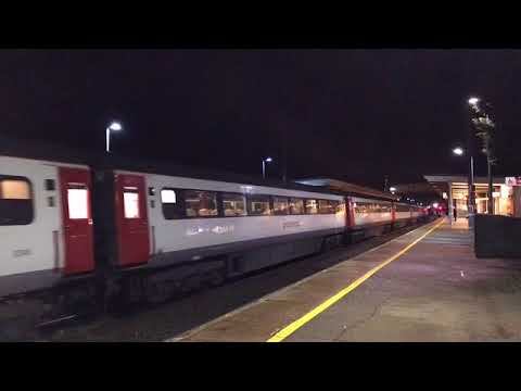 57305 and 57312 thrashing through stowmarket on 1Z63 heading for Norwich 6/12/17
