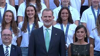 SS.MM. los Reyes reciben en audiencia al equipo español de natación artística y a los equipos españoles, masculino y femenino, de waterpolo participan