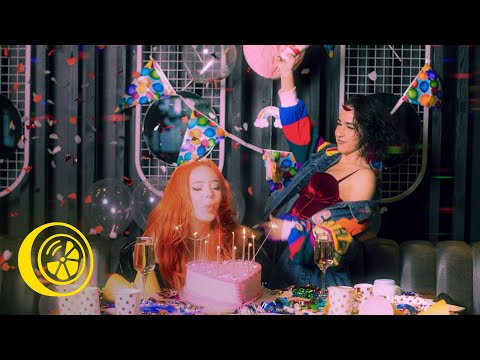 Olivia Addams x Holy Molly - Let's celebrate