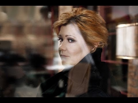 Lora Szafran -"Nie żałuję" ("Seweryn Krajewski Smooth Jazz"-2007)