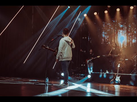 Noviembre - Camilo Mora