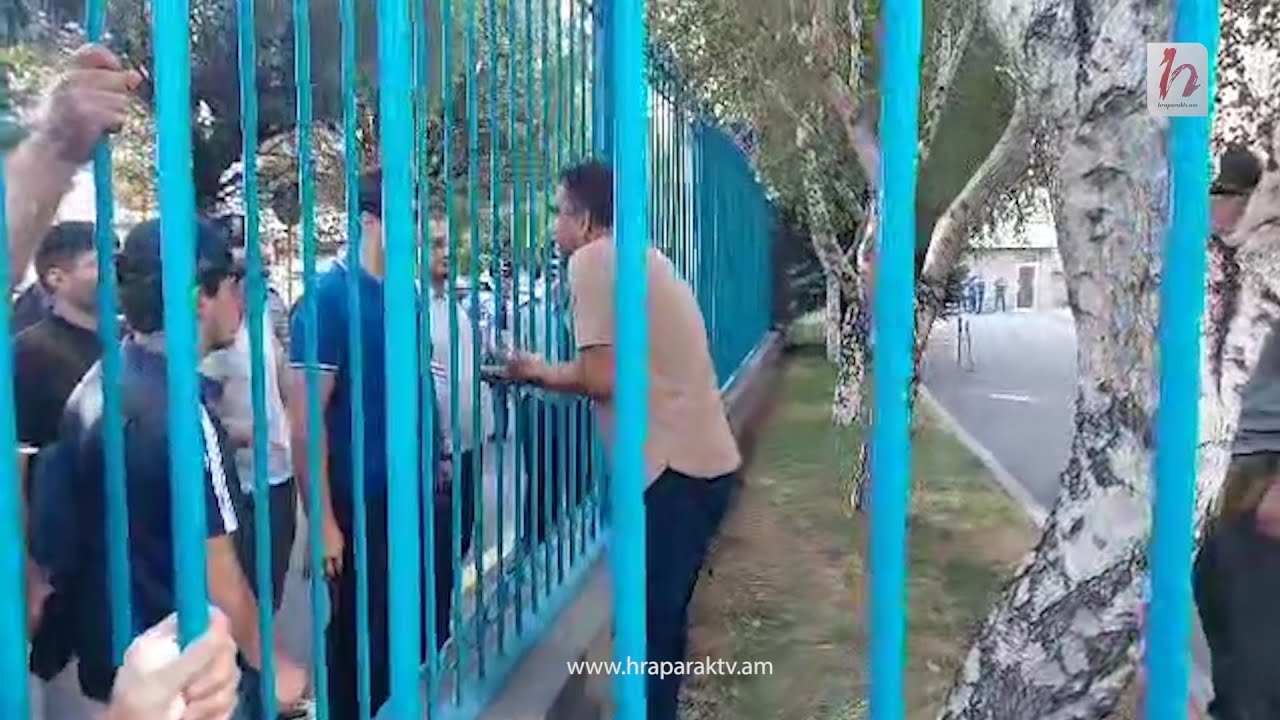 Վեճ քաղաքացիների և ՄԱԿ գրասենյակի աշխատակցի միջև