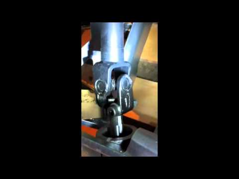 steering universal joint play
