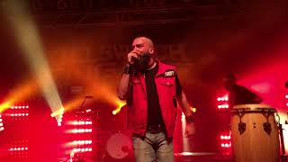 Killswitch Engage - Self Revolution (live)