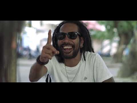 Amboina Bananas - Ade Nona [Official Music Video]