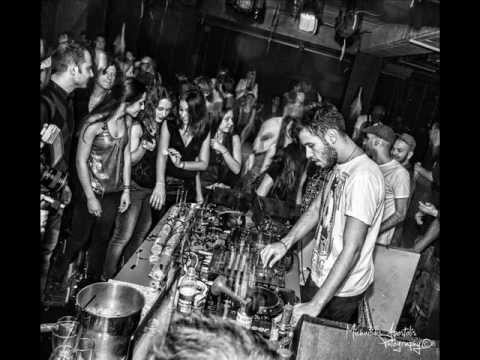 NICOLAS COSTA feat  RAF   TRUMP