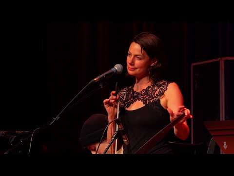 eTown Finale with Joachim Cooder & Bonnie Paine - Wayfaring Stranger (Live on eTown)