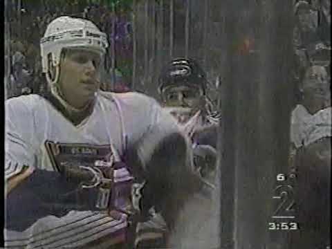 Geoff Courtnall vs Eric Desjardins / Brind'Amour, Lindros at Pronger, Corson roughing it up
