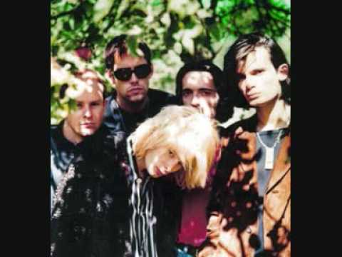Radiohead/On a Friday - Everybody Lies Trough Their Teeth