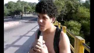 preview picture of video 'Salto desde Puente del Rio Guatapuri en Valledupar (COL)'