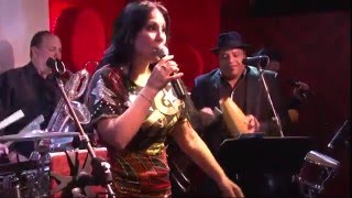 Lucy Grau “Killing Me Softly“ live