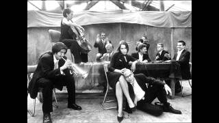 Pink Martini: Veronique