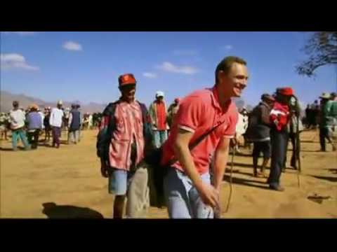 Un vazah se fait clasher sec par un blédard