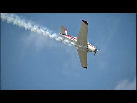 Beech Bonanza aerobatic