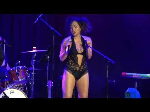 The Skivvies and Diana Huey - Crazy Medley