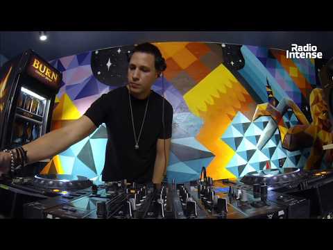 Manficha   Live @ Radio Intense 05 10 2017