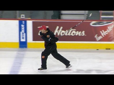 Calgary Flames coach unleashes tirade during practice