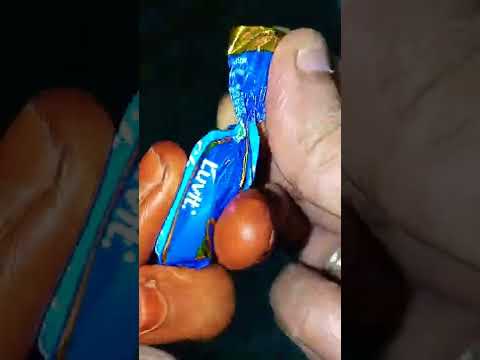 yummy 😋😋😛😋 LUVIT Chocorich Eclairs choclates 🍬🍬🍬🍬#ytshorts