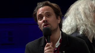 Aznavour : Sur ma vie (Julien Behr, ténor)
