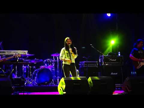 Dheandra band bawa ku pergi- Mecnesia Fest 2018