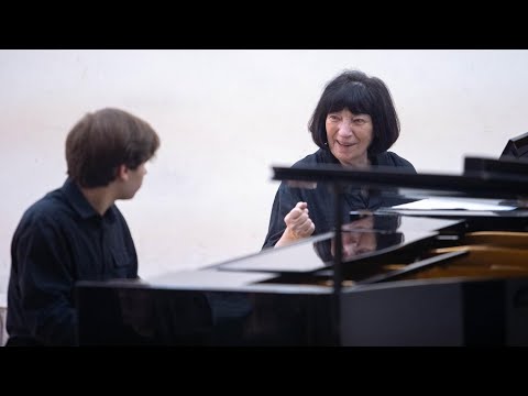 Masterclass with Eliso Virsaladze / მასტერკლასი ელისო ვირსალაძესთან  (Eng. Sub.)