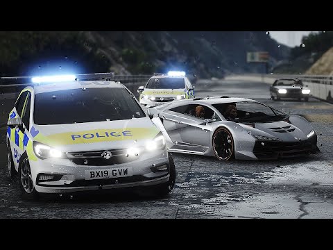 Female Millionaire Crashes And Runs! [Part 1] - (GTA 5 UK Police LSPDFR Mod)