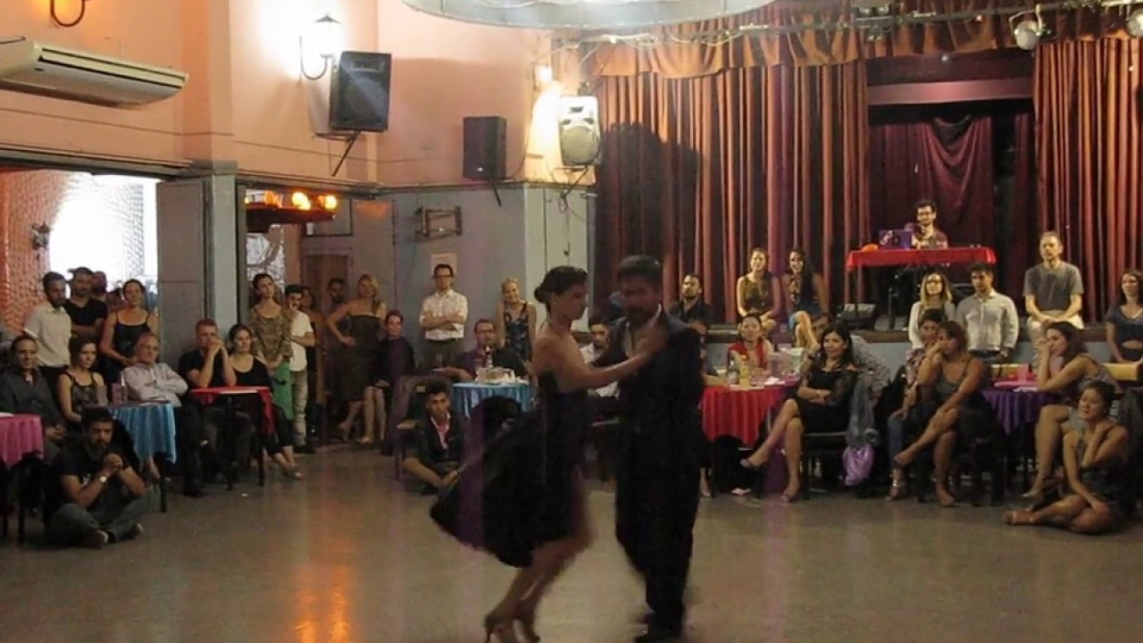 MARIELA SAMETBAND y GUILLERMO BARRIONUEVO en Viva La Pepa! Milonga(3/4)