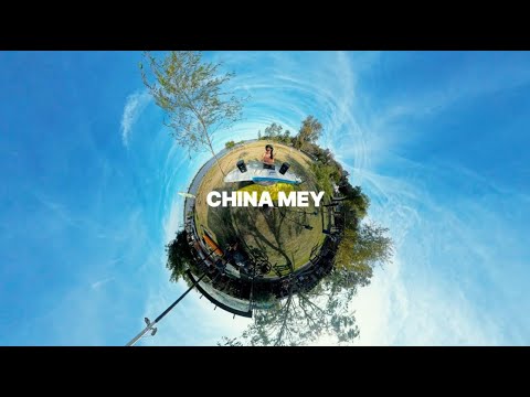 CHINA Mey  and Eliseo Romero