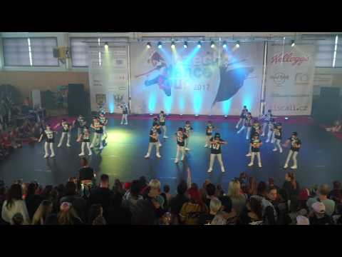 27. Funky Dangers - Loose control