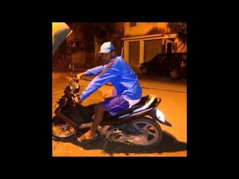 Reproduzir BRABA MC ALEXANDRE - O PAI TA CHATO EM O PAI É REI - [[ DJ THAYNÁ ]] BRABA 2015