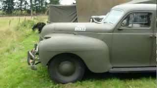 preview picture of video 'KTR St Isidorushoeve 2012. Dodge WO2 Stafauto. Dodge military staff car WW2. Keep them Rolling.'