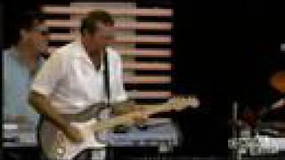 Download lagu Sheryl Crow - 'Tulsa Time' Crossroads 2007 alternate version mp3