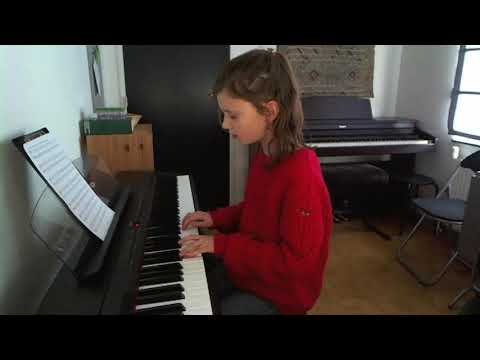 Juliette plays Blood, Sweat and Tears, Magical Thinker Feat. Dezi Paige