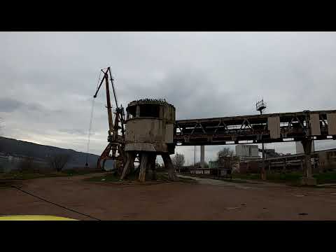 Ghost Chemical Plant! -Turnu Magurele and Bulgarian border just 50m away across Danube at Poiana.